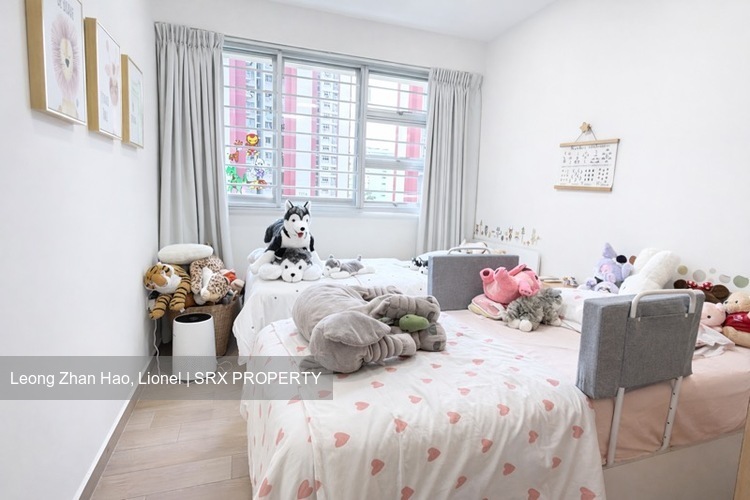 Blk 228B Ang Mo Kio Court (Ang Mo Kio), HDB 5 Rooms #558311111